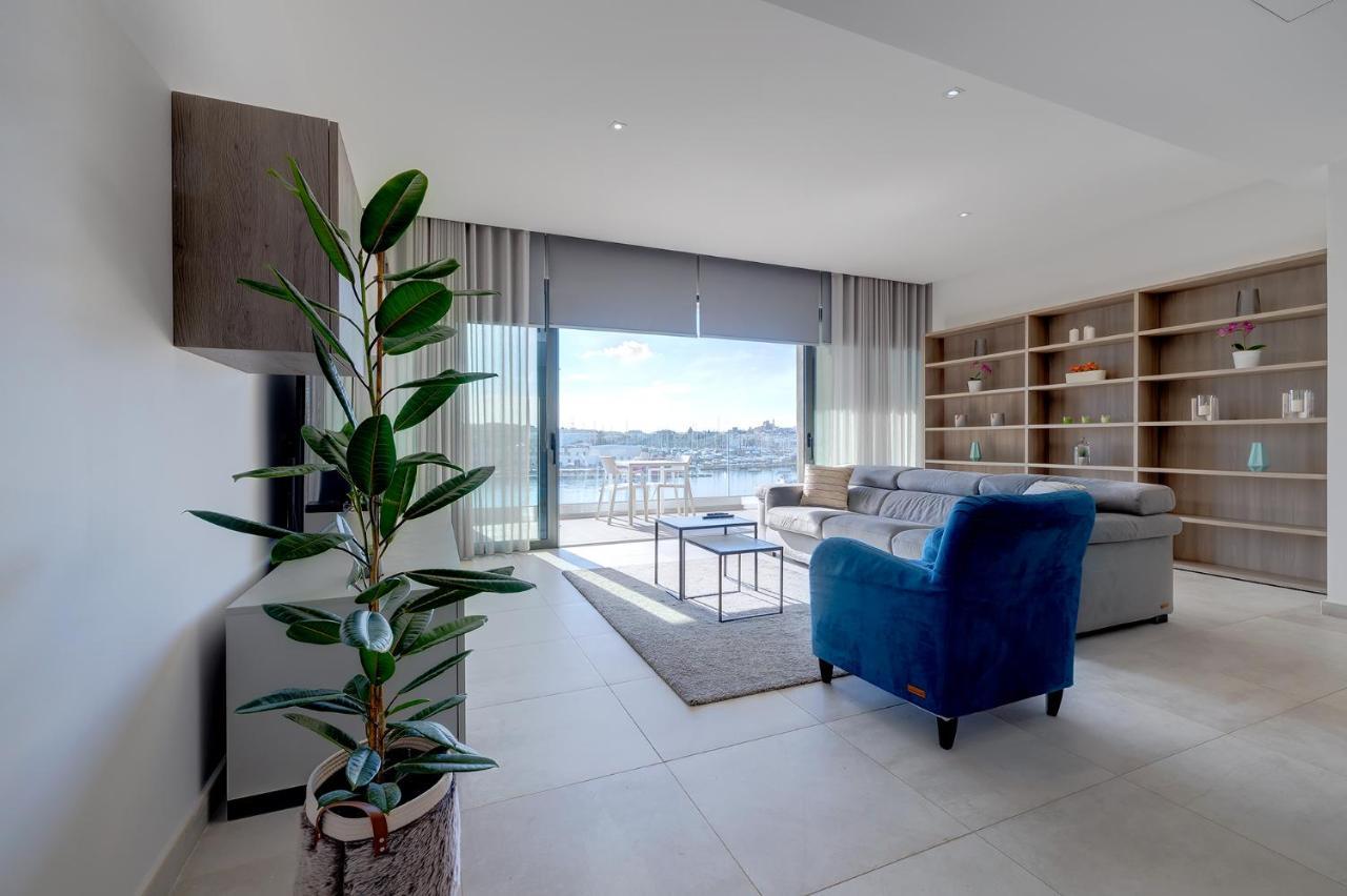 Superlative Apartment With Valletta And Harbour Views Sliema Exterior photo