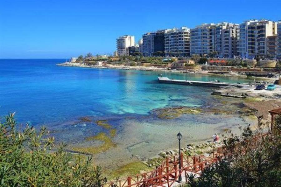 Superlative Apartment With Valletta And Harbour Views Sliema Exterior photo